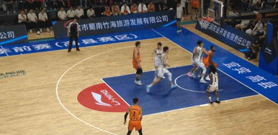杰弗森:詹姆斯告诉了我他会去哪,但我不能告诉任何人