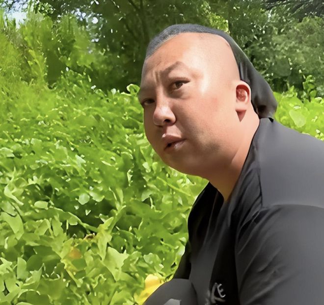 前独行侠队友！丁彦雨航祝贺布伦森夺冠获FMVP 邀请来中国