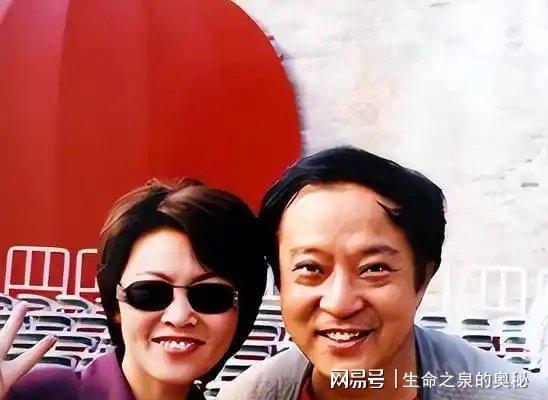 再爆!伦纳德处罚方案引各方不满!老詹拒快船1年2000万!