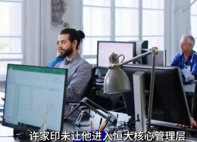 董路罕见认怂:我解说干不过詹俊黄健翔 想留下一笔所以就做了青训