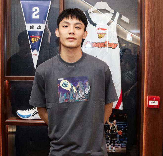 CBA3消息！李楠上任首钢主帅，广东宏远夺冠，林庭谦获顶薪合同！