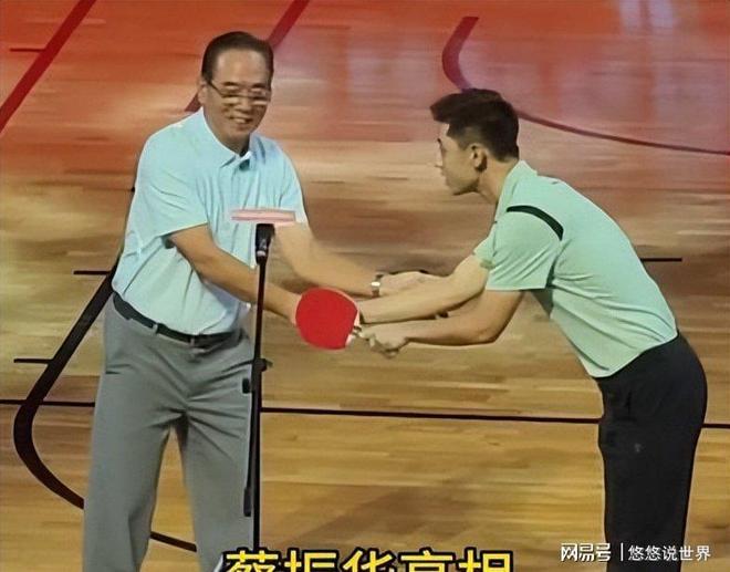 亲妈捧红半个娱乐圈，唯独捧不红亲儿子，结果儿媳出手全解决了