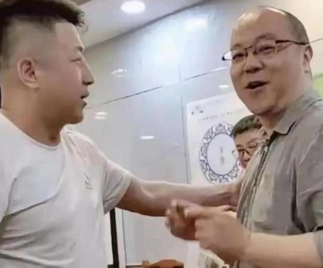 超刺激齐鲁德比！13分钟连入3球，刘洋世界波，金永浩一条龙