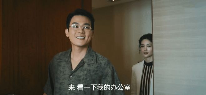 天水龙城宝贝啦啦队为陇超扛大旗！