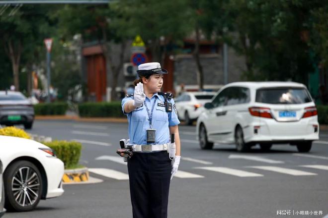 勇士队库里:招募勒布朗·詹姆斯不仅包含争冠前景,还有高尔夫