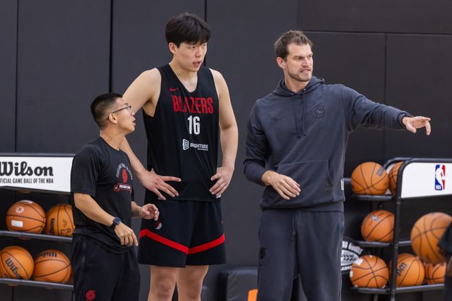 媒体人：去年CBA选秀榜眼杜智博将加盟广州龙狮男篮