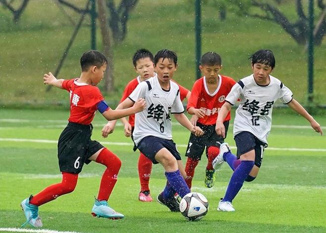 小威复出首胜:44岁仍抬手就是193公里一发,WTA的女孩们怕了吗?